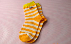 �ٻ�ɫ���������