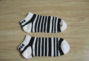 ����Ů��