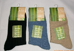 ��óԭ����ɫ��̼����ά��ʿ������