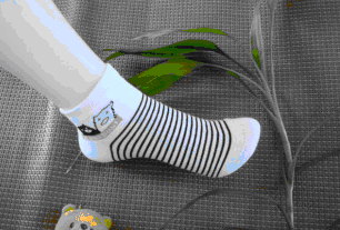 Ůʿ���޶���