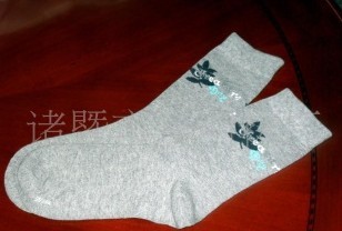 ����άŮ��