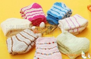 �����ë����