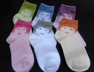 �߼�����Ů��