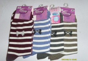 ��ɫ����Ůʿ�޶���