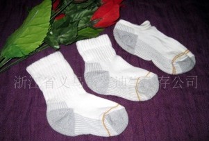 ��ͯë������