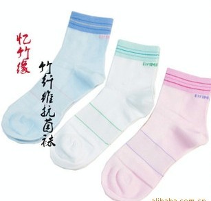 ����άŮ��