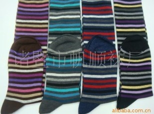 ��ɫ���Ʊ�ů��