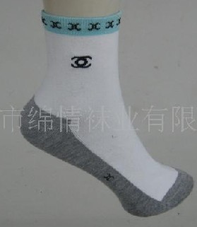 ����Ů��