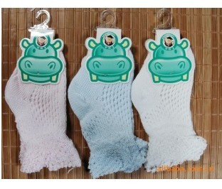 ��Ҷ�ߴ���͸����ͯ��