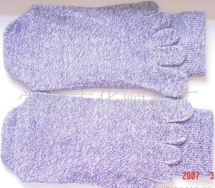 ��Ӧ�и���ͳƽ����ֺ��