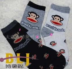 ������Ӧ����Ůʿ����