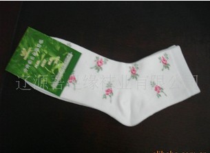 ��Ӧ����Ů����ά����